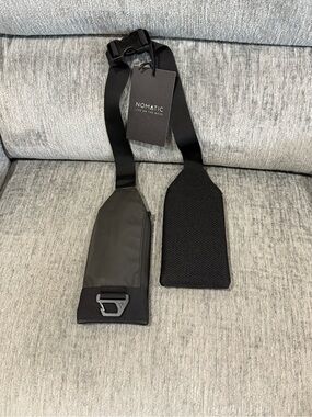 Black Sling Chest Pack - Compact Hands-Free Carry